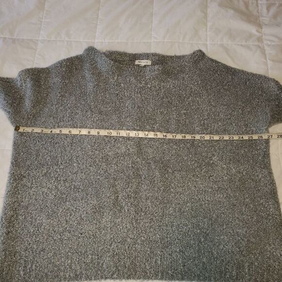 Miracle medium/ large grey oversized scoop neck knit sweater - Picture 3 of 7